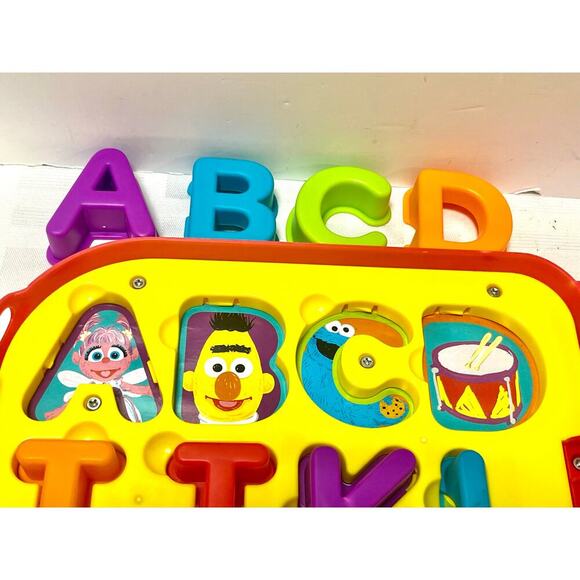 Sesame Street Elmo's On The Go Letters alphabet learning educational - Picture 4 of 4